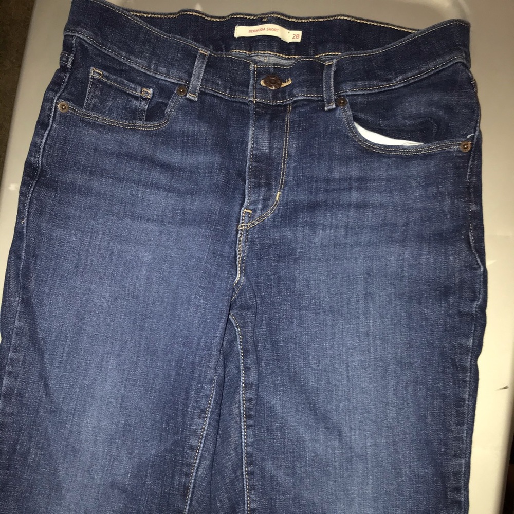 Capris